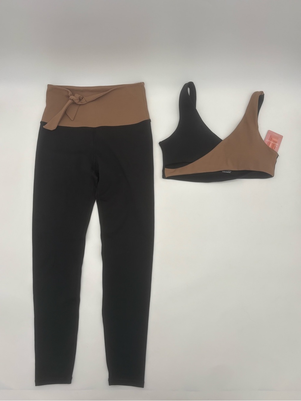 Nubyén The Minimalist Reversible Activewear Set Size Medium NWT